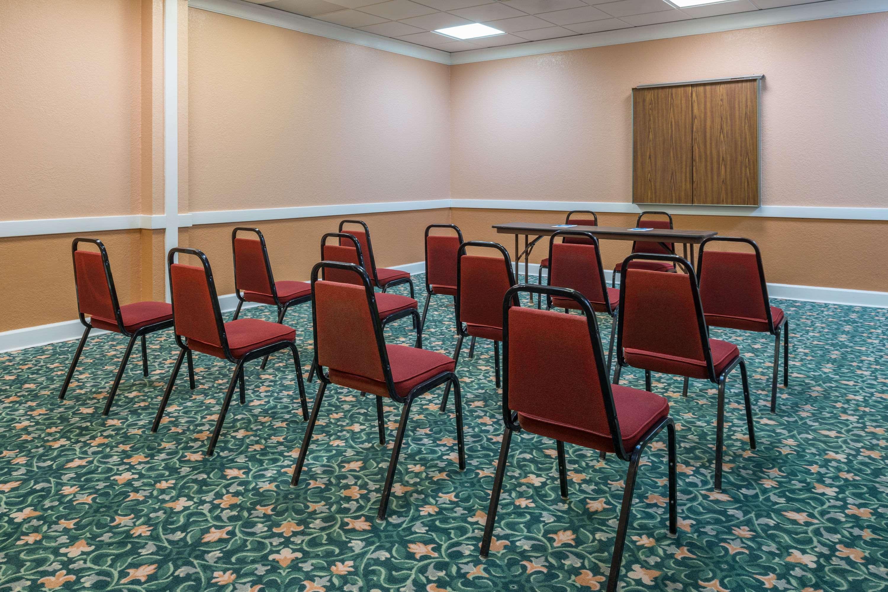 Super 8 By Wyndham Little Rock/Otter Creek Μοτέλ Εξωτερικό φωτογραφία